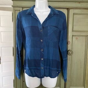Cloth & Stone Blue Plaid Button-Up Shirt Sold Thru Anthropologie